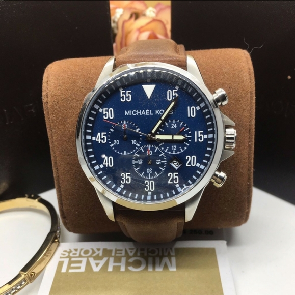 Michael Kors watch - Picture 3 of 3